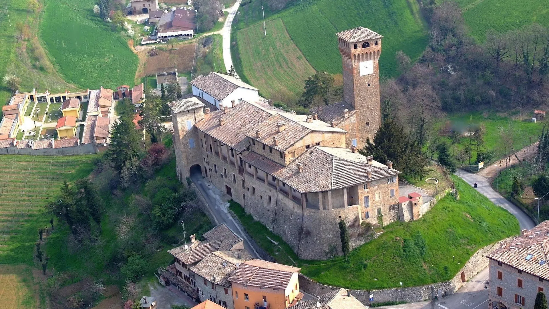 Bed & Breakfast Locanda Del Feudo Suite & Restaurant Castelvetro di Modena