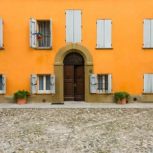 Les Maisons In Centro Storico Castelvetro di Modena